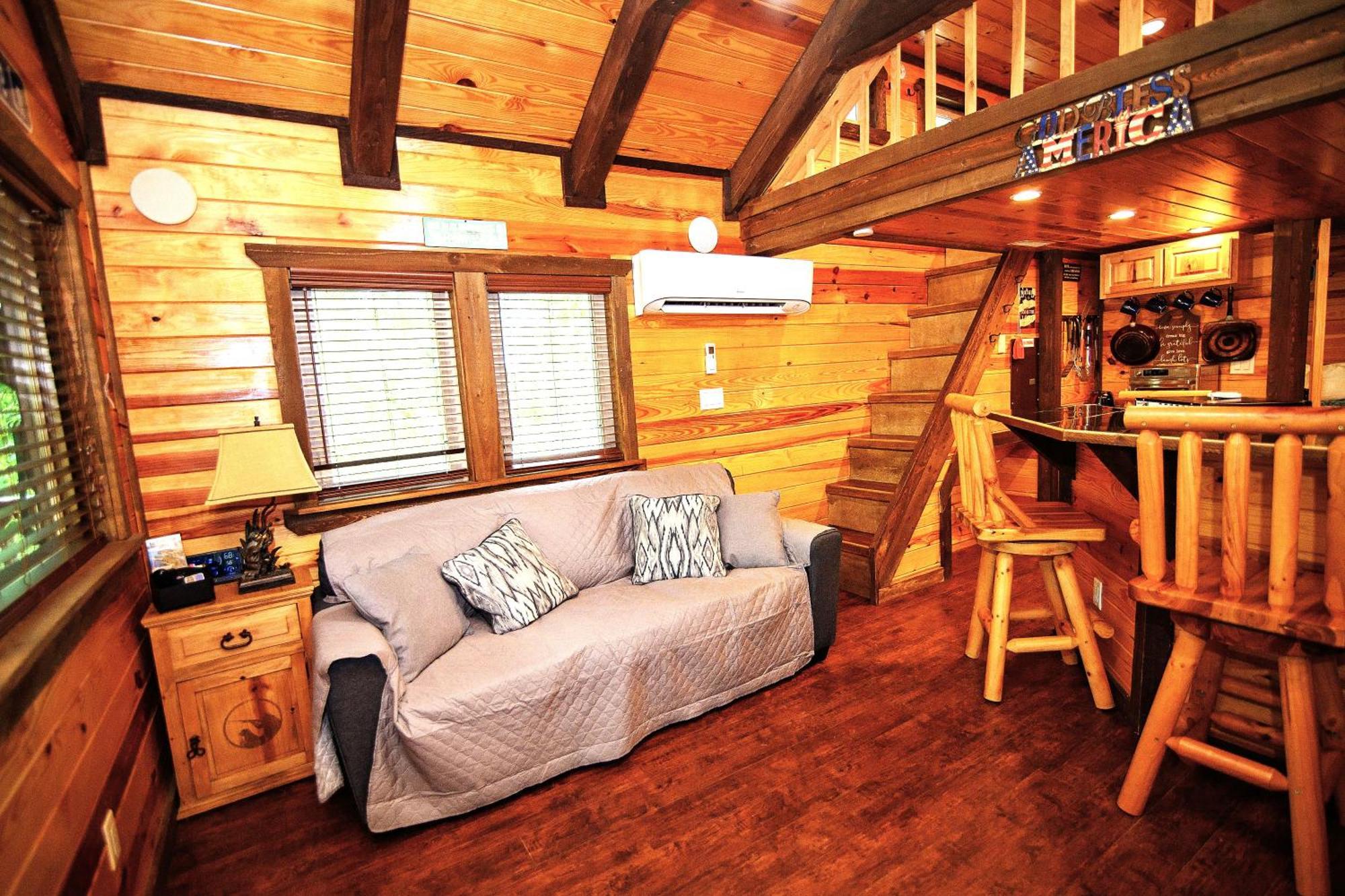 The Codex - Parker Creek Bend Cabins Мурфрисборо Экстерьер фото